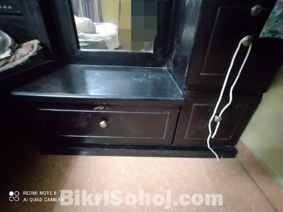 Dressing table (used)